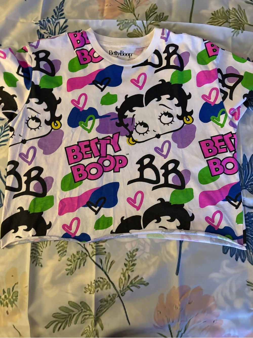 Betty Boop ' Women White Graphic Crop Tee - Pink & Green Accents